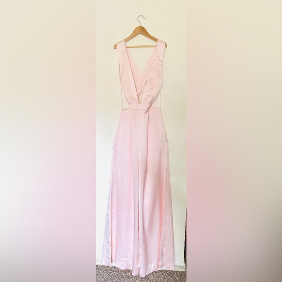 Jill Jill Stuart Jumpsuit |  Blush Satin | Sz 8 | Wide leg | rose | Open Back - Picture 9 of 10